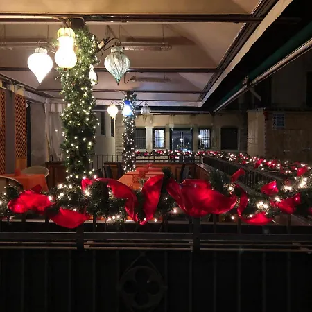 圣塔马丽娜酒店 酒店