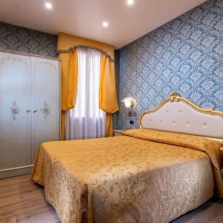 ホテル サンタ マリーナ