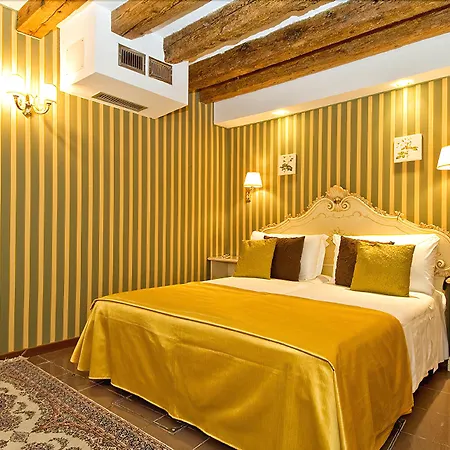 Santa Marina Hotel