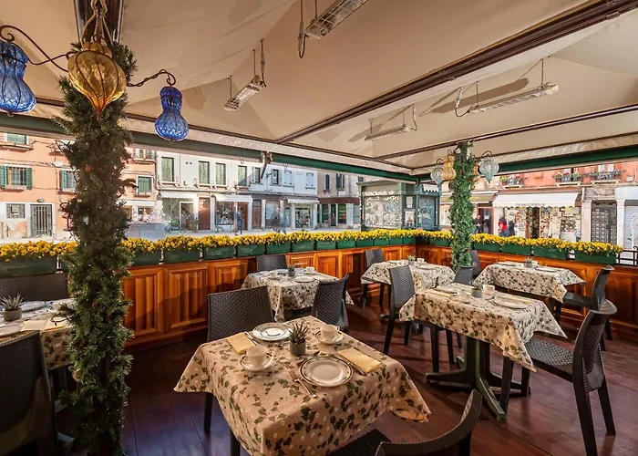 Ξενοδοχείο Santa Marina 4*